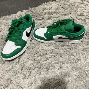 Pine green jordans